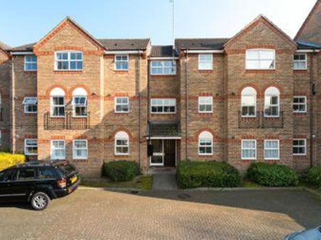 House for sale in Batchworth, Hertfordshire