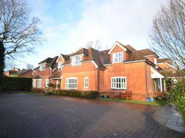 House for sale in Fole, Surrey