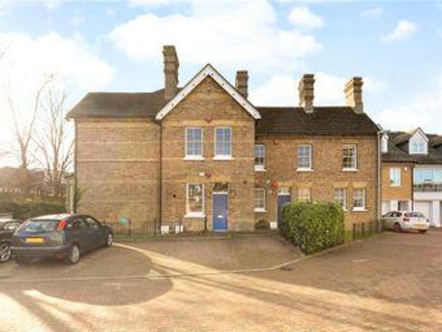 House for sale in Batchworth, Hertfordshire