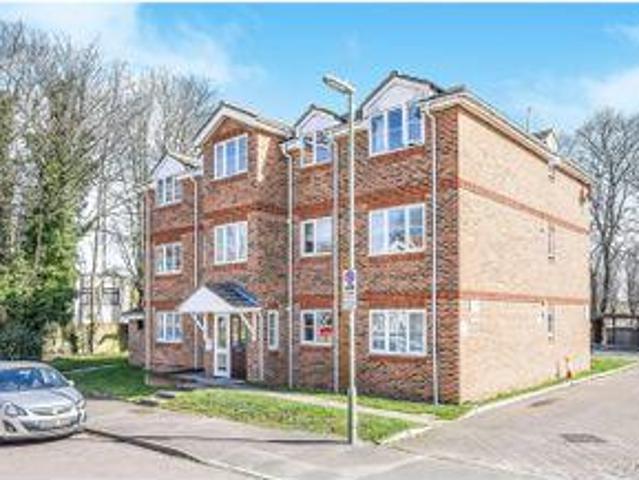 House for sale in Farnborough, Hampshire