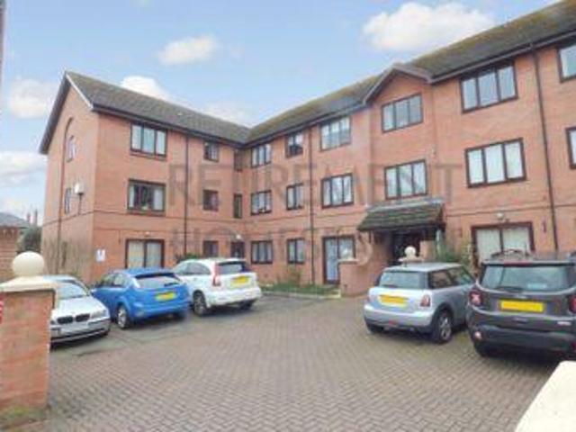 House for sale in Gloucester, Gloucestershire