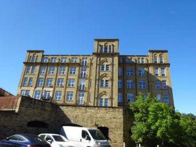 House for sale in Dewsbury, West Yorkshire