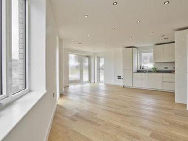 House for sale in Uxbridge, Greater London