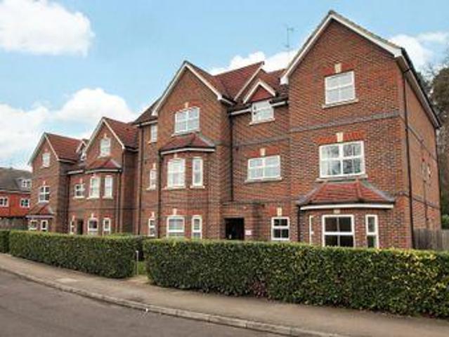 House for sale in Crowthorne, Bracknell Forest