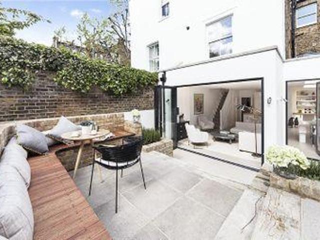 House for sale in Lyons, Greater London
