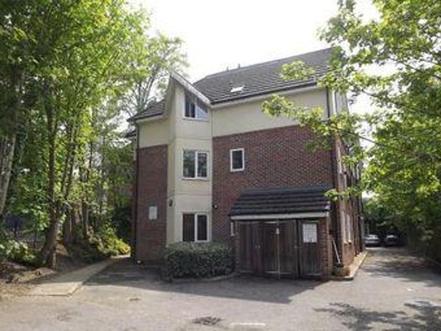 House for sale in Hillview, Surrey