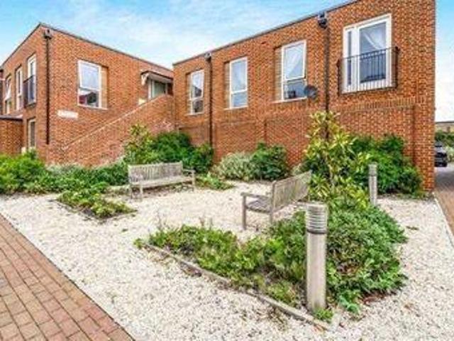 House for sale in Littlecote, West Sussex