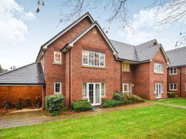 House for sale in Batchworth, Hertfordshire