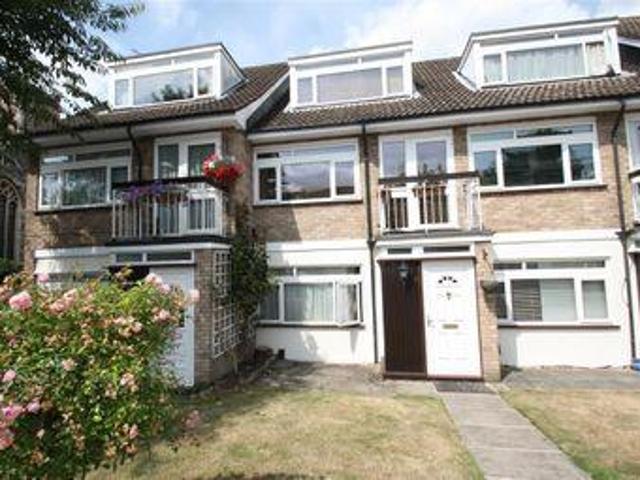 House for sale in Bushey, Hertsmere
