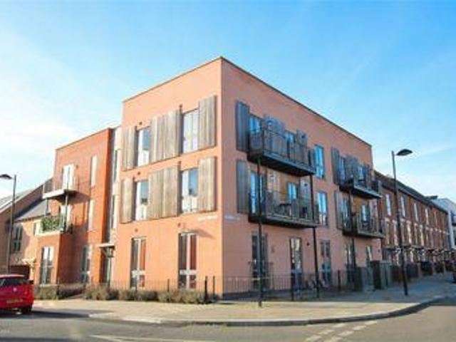 House for sale in Northampton, Northamptonshire