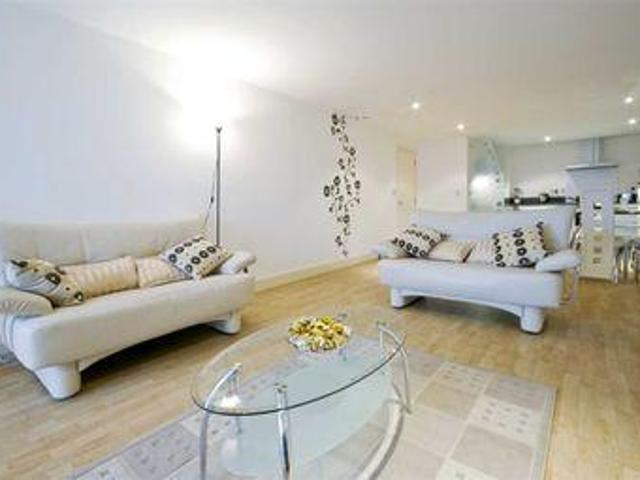 House for sale in Greater London