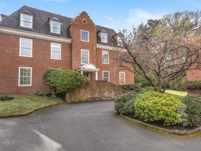 House for sale in Ascot