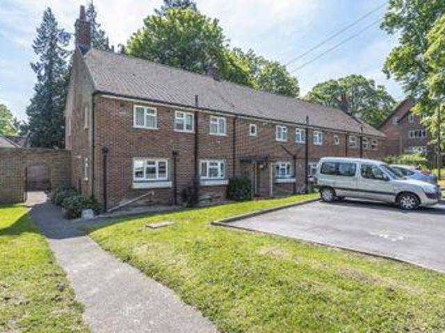 House for sale in Ascot