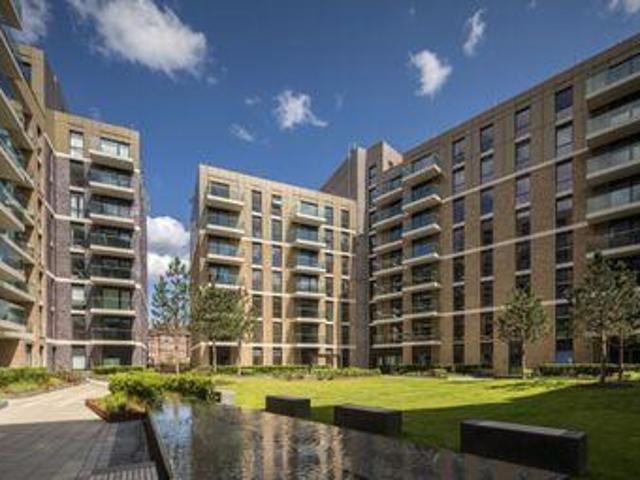 House for sale in Kingston Upon Thames, Greater London