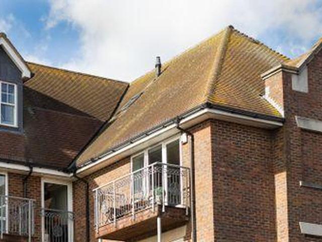 House for sale in Perryfields, West Sussex