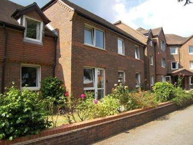 House for sale in Fole, Surrey