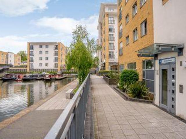 House for sale in Northolt, Greater London