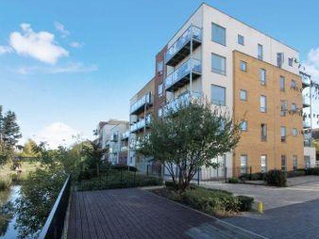 House for sale in Northolt, Greater London