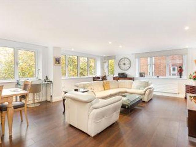 House for sale in Lambourn, West Berkshire