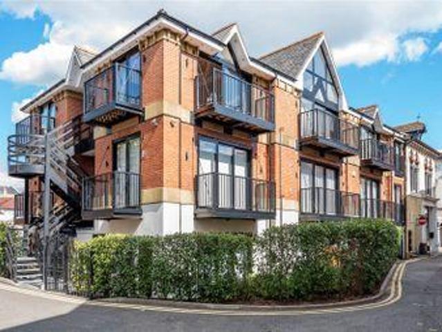 House for sale in Row Town, Surrey