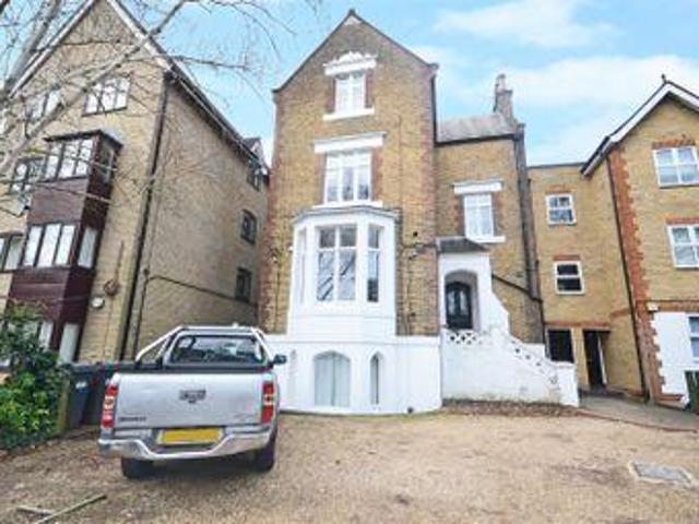 House for sale in Isleworth, Greater London
