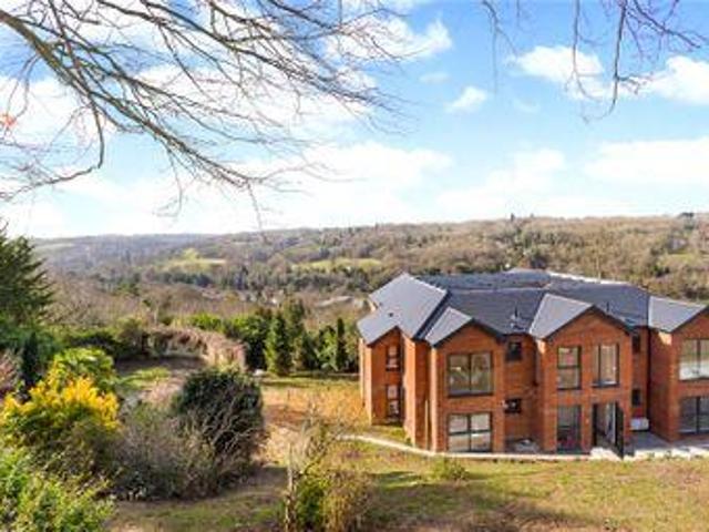 House for sale in Hillview, Surrey