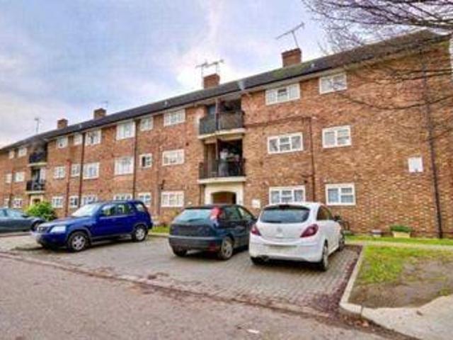 House for sale in Uxbridge, Greater London