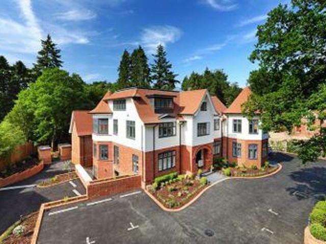 House for sale in Fole, Surrey