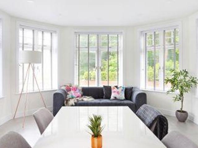 House for sale in Fole, Surrey