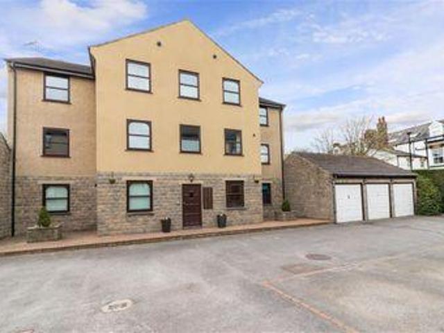 House for sale in Harrogate, North Yorkshire