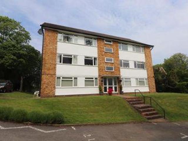 House for sale in Hillview, Surrey