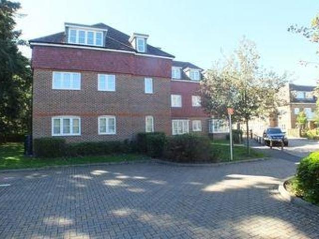 House for sale in Denham, Gerrards Cross and Chalfonts Community Board, Gerrards Cross