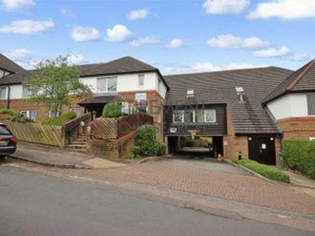 House for sale in Hillview, Surrey