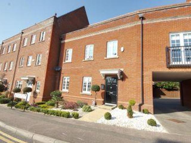 House for sale in Navestock Side
