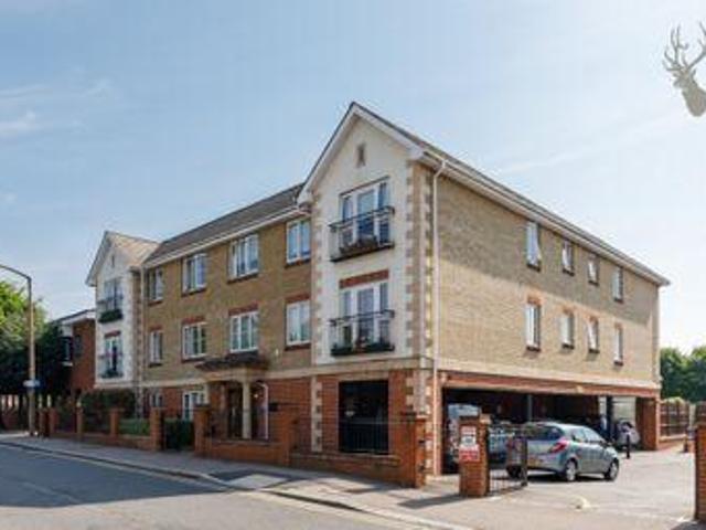 House for sale in Epping