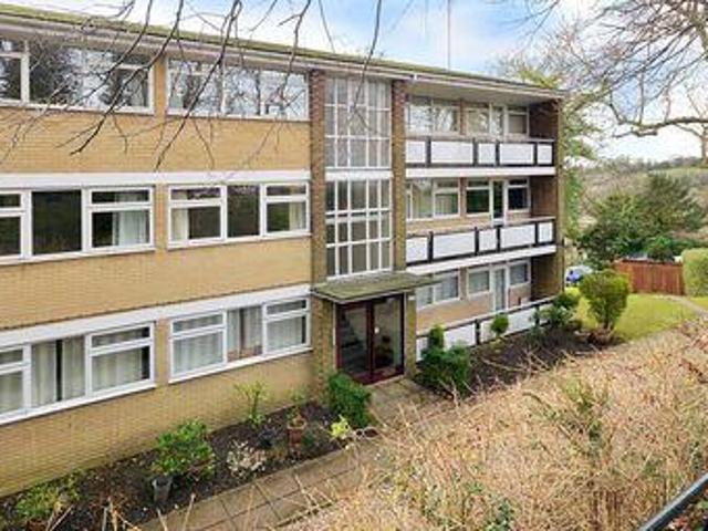 House for sale in Warlingham