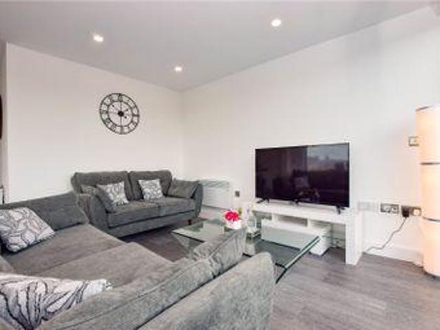 House for sale in Pouchen End, Hertfordshire