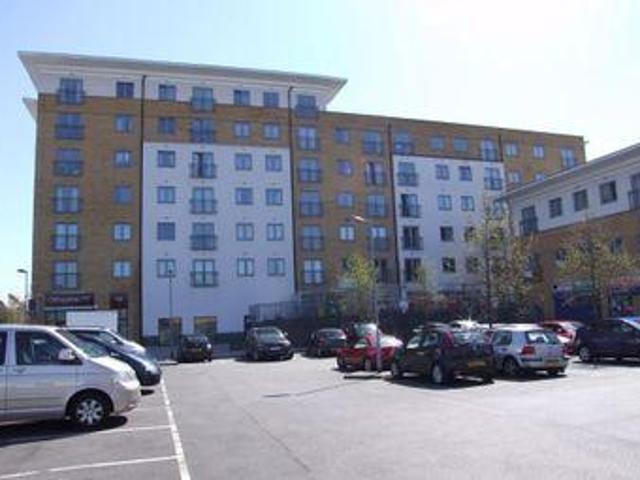 House for sale in Northolt, Greater London