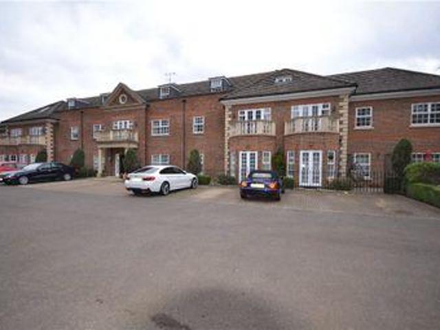 House for sale in Crowthorne, Bracknell Forest