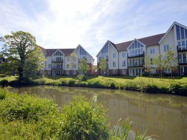 House for sale in Fole, Surrey