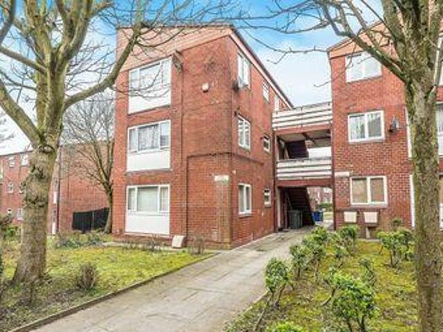 House for sale in Roby Mill, Lancashire