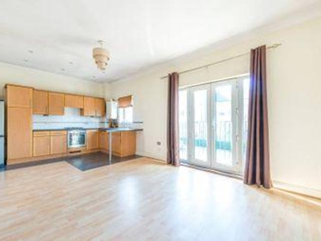 House for sale in Isleworth, Greater London