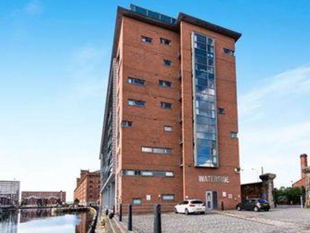 House for sale in Calderstones