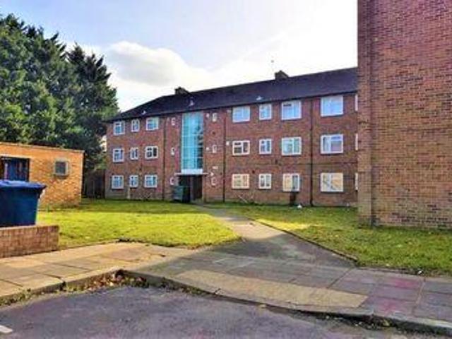 House for sale in Northolt, Greater London