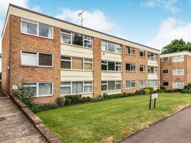 House for sale in Pachesham Park, Surrey
