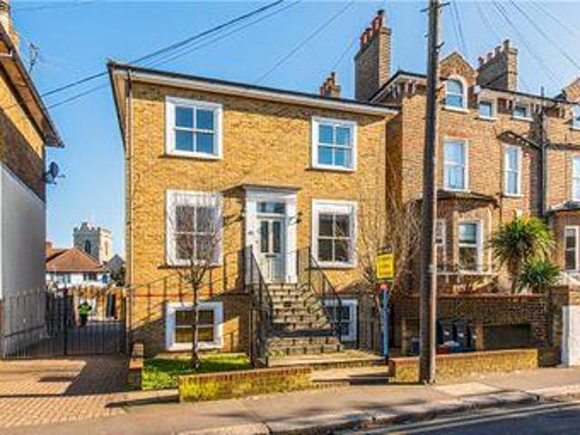 House for sale in Isleworth, Greater London