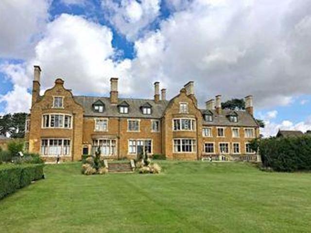 House for sale in Northampton, Northamptonshire