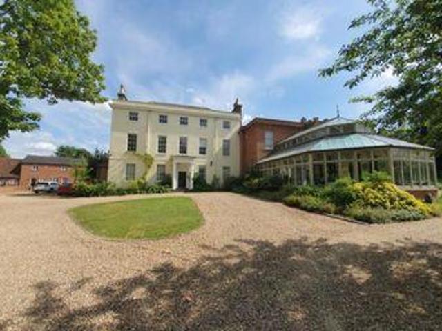 House for sale in King's Walden, Hertfordshire