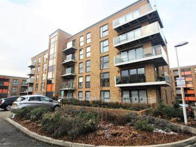 House for sale in Edgware, Greater London