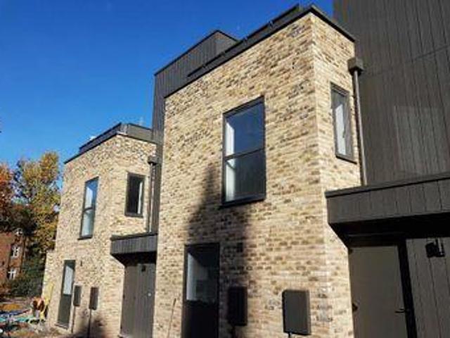 House for rent in Lyons, Greater London